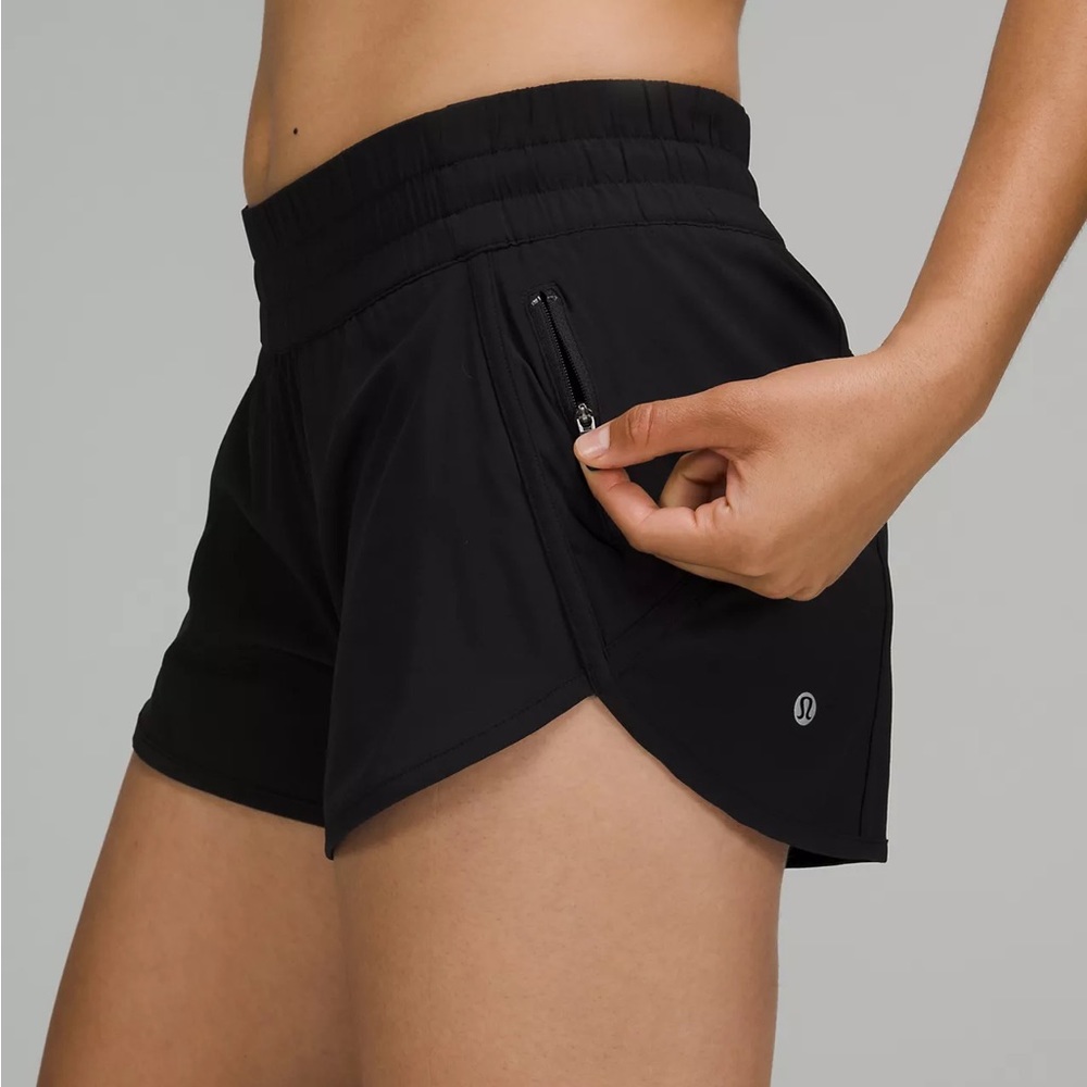 Lululemon Tracker Short 4"